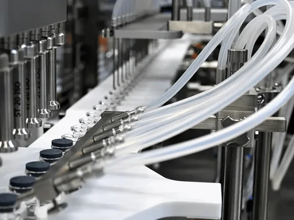 ENVASADORAS DE LÍQUIDOS, PÓS E COMBINADAS